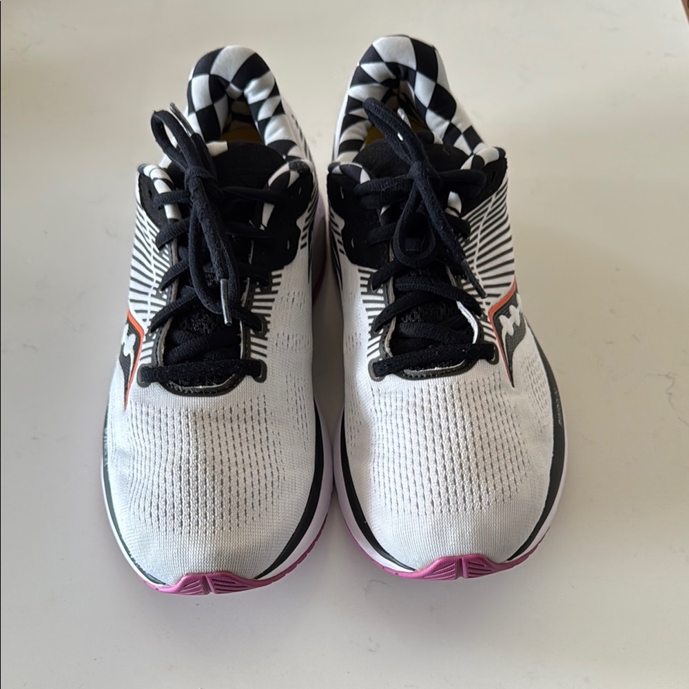 Saucony Guide 14 - Women's Athletic Shoes - Limited Edition